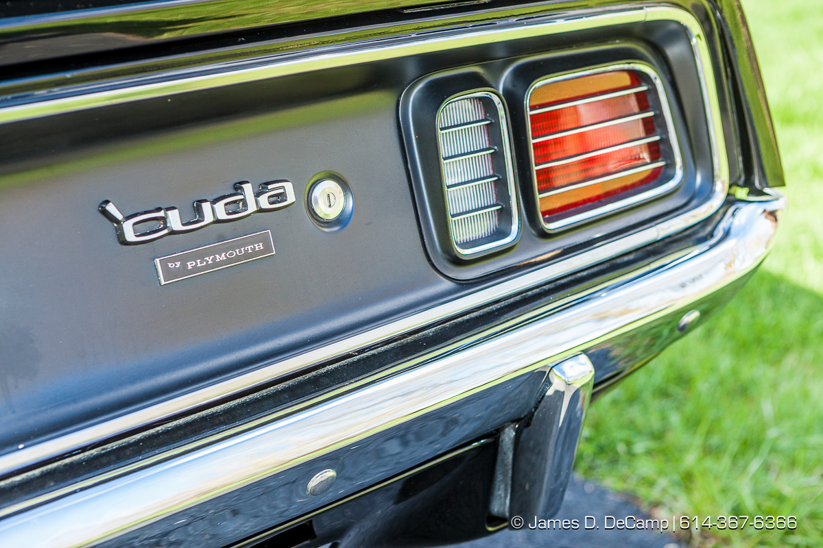 A 1971 Hemi Cudda photographed Friday April 1, 2016. (© James D. DeCamp | http://www.JamesDeCamp.com | 614-367-6366)