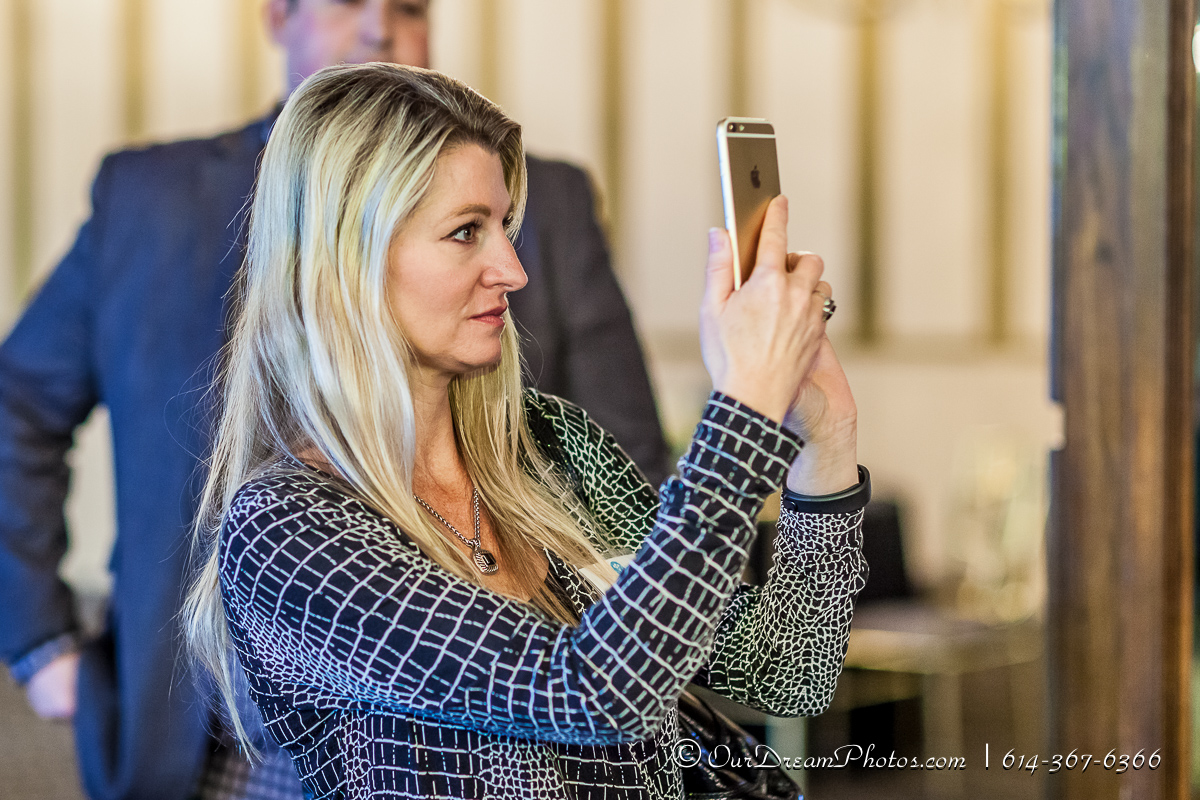 WeddingWire Networking Night Columbus photographed Monday April 4, 2016 at the Athletic Club of Columbus. (© James D. DeCamp | http://www.JamesDeCamp.com | 614-367-6366)