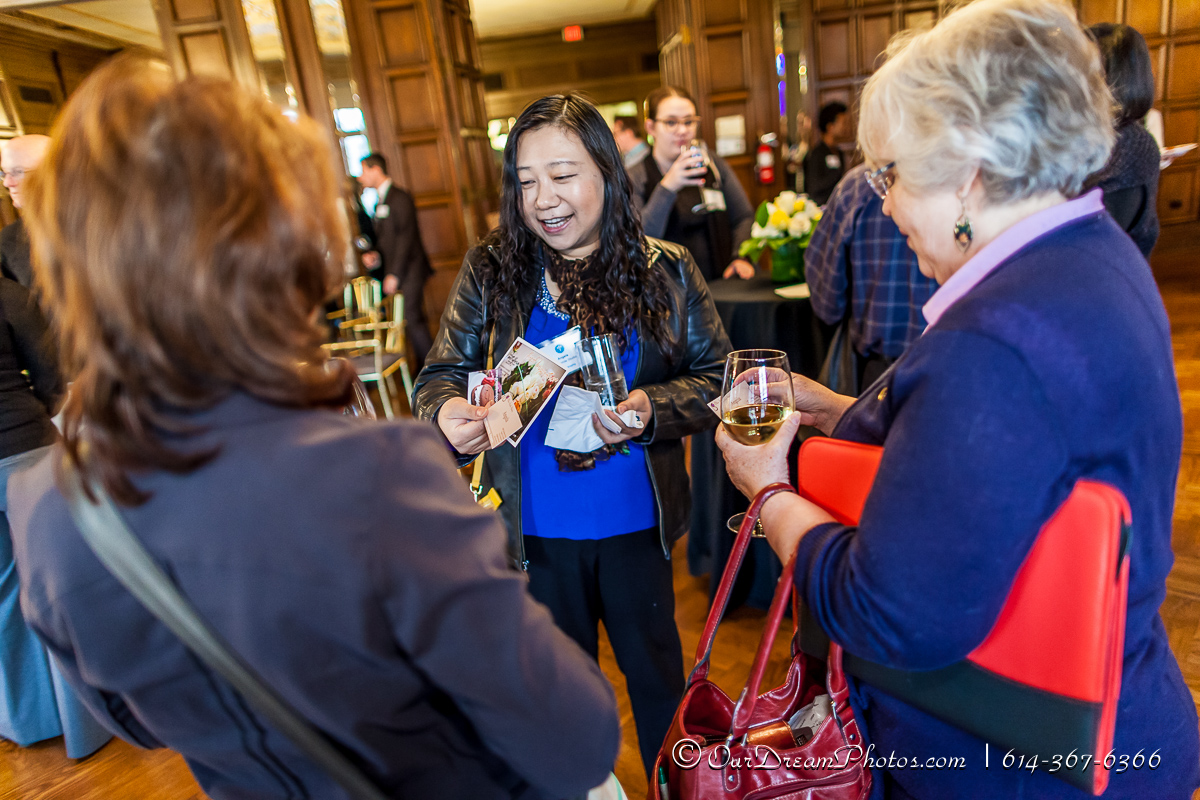 WeddingWire Networking Night Columbus photographed Monday April 4, 2016 at the Athletic Club of Columbus. (© James D. DeCamp | http://www.JamesDeCamp.com | 614-367-6366)