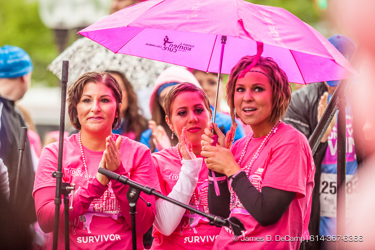 Columbus Komen Race for the Cure photographed Saturday May 14, 2016 in downtown Columbus. (© James D. DeCamp | http://www.JamesDeCamp.com | 614-367-6366) #614, #AsSeenInColumbus, #CBusRFTC, #Columbus, #ColumbusPhotographer, #JDeCampPhoto, #Ohio, #OhioPhotographer