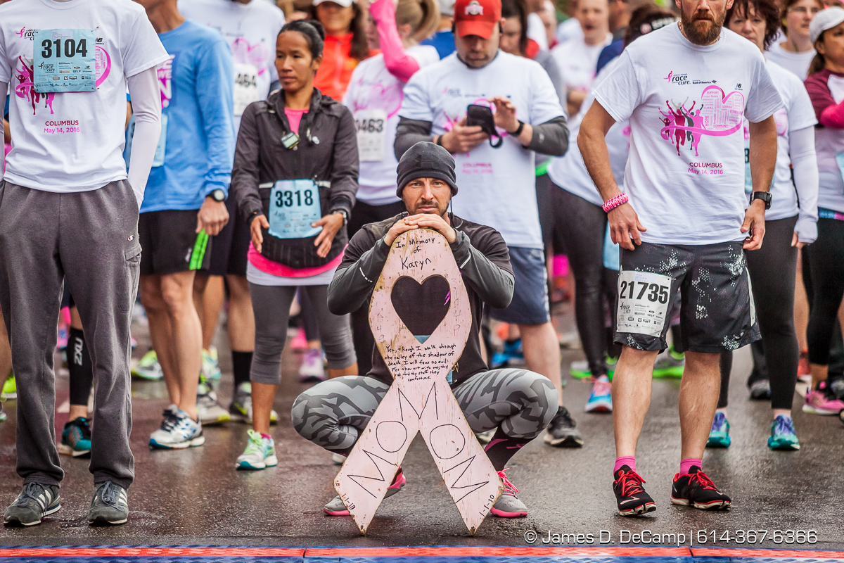 Columbus Komen Race for the Cure photographed Saturday May 14, 2016 in downtown Columbus. (© James D. DeCamp | http://www.JamesDeCamp.com | 614-367-6366) #614, #AsSeenInColumbus, #CBusRFTC, #Columbus, #ColumbusPhotographer, #JDeCampPhoto, #Ohio, #OhioPhotographer