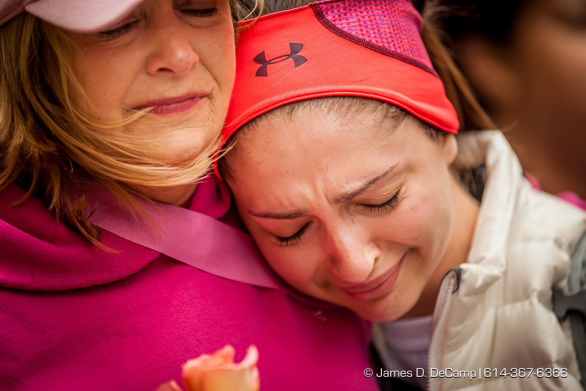 Columbus Komen Race for the Cure photographed Saturday May 14, 2016 in downtown Columbus. (© James D. DeCamp | http://www.JamesDeCamp.com | 614-367-6366) #614, #AsSeenInColumbus, #CBusRFTC, #Columbus, #ColumbusPhotographer, #JDeCampPhoto, #Ohio, #OhioPhotographer