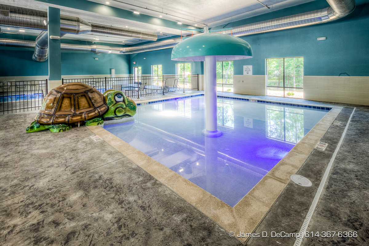 Westlake Holiday Inn & Suites photographed Tuesday July 26, 2016. (© James D. DeCamp | http://www.JamesDeCamp.com | 614-367-6366)