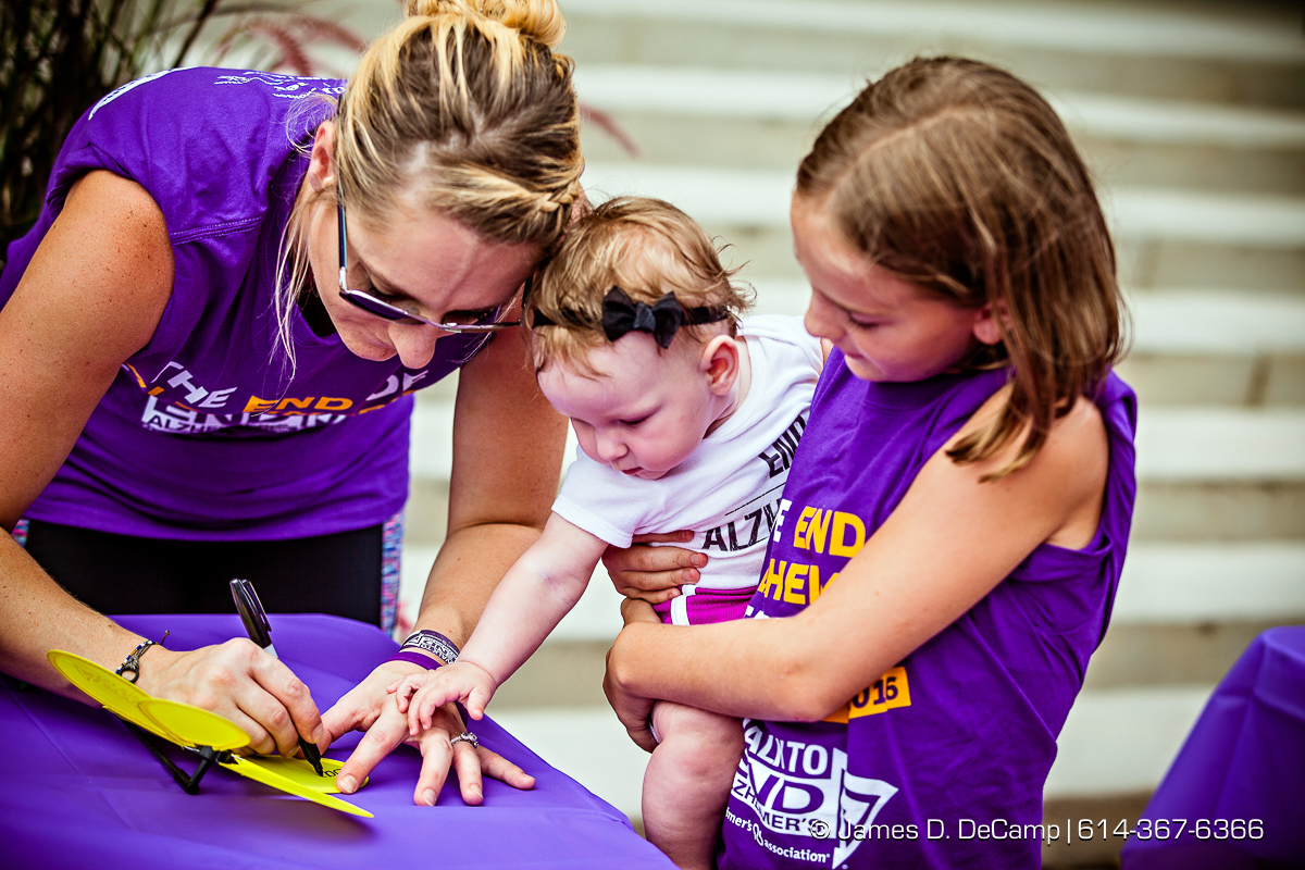 The 2016 Walk To End Alzheimer's photographed Saturday August 13, 2016 in Delaware, Ohio on the Ohio Wesleyan University Campus. (© James D. DeCamp | http://www.JamesDeCamp.com | 614-367-6366)