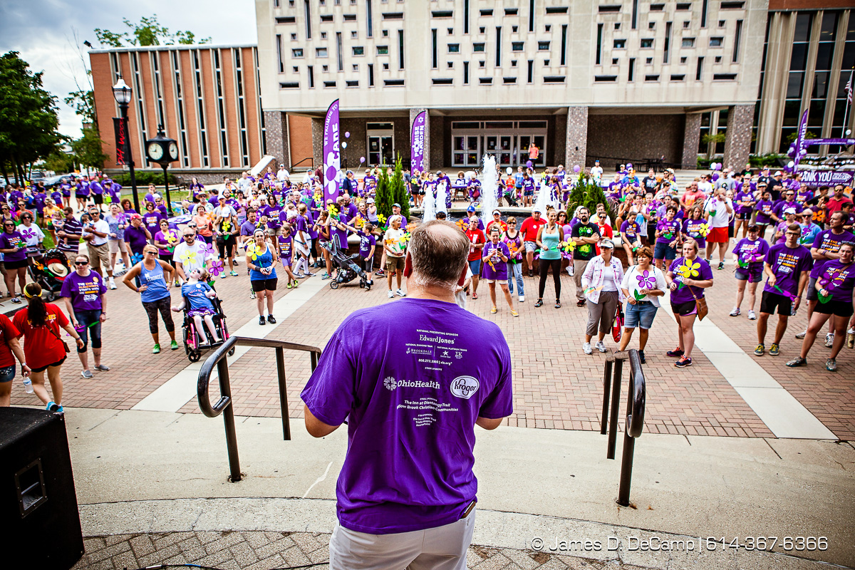 The 2016 Walk To End Alzheimer's photographed Saturday August 13, 2016 in Delaware, Ohio on the Ohio Wesleyan University Campus. (© James D. DeCamp | http://www.JamesDeCamp.com | 614-367-6366)