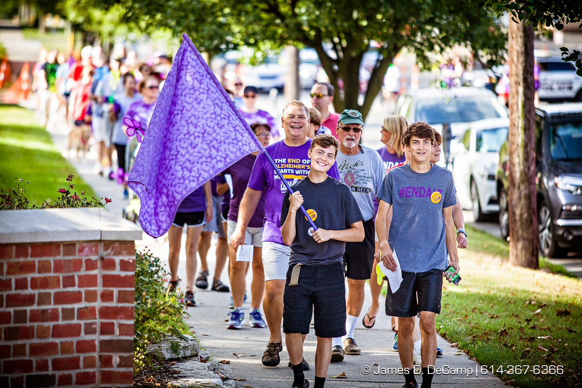The 2016 Walk To End Alzheimer's photographed Saturday August 13, 2016 in Delaware, Ohio on the Ohio Wesleyan University Campus. (© James D. DeCamp | http://www.JamesDeCamp.com | 614-367-6366)