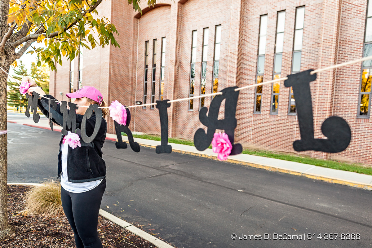 The 2nd Annual Komen Athens Race for the Cure® photographed Sunday, October 23, 2016 on the Ohio University Campus. (© James D. DeCamp | http://JamesDeCamp.com | 614-367-6366)