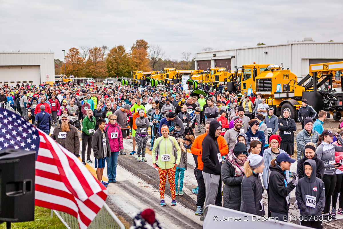 The John Glenn International Runway 5K Run & Walk photographed Sunday, October 29, 2017 at John Glenn Columbus International Airport. All proceeds were donated to Honor Flight Columbus, a nonprofit organization that provides senior veterans with a day in the nation’s capital to visit the memorials built in their honor. (© James D. DeCamp | http://JamesDeCamp.com | 614-367-6366)