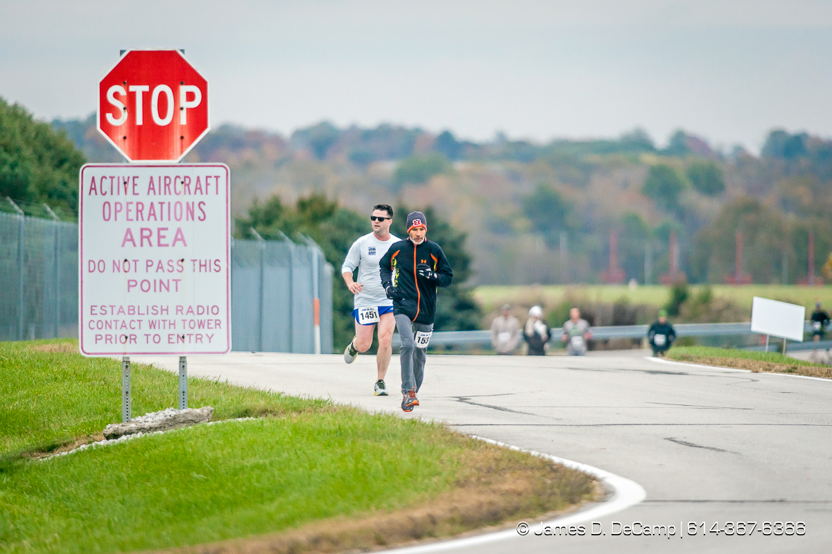 The John Glenn International Runway 5K Run & Walk photographed Sunday, October 29, 2017 at John Glenn Columbus International Airport. All proceeds were donated to Honor Flight Columbus, a nonprofit organization that provides senior veterans with a day in the nation’s capital to visit the memorials built in their honor. (© James D. DeCamp | http://JamesDeCamp.com | 614-367-6366)
