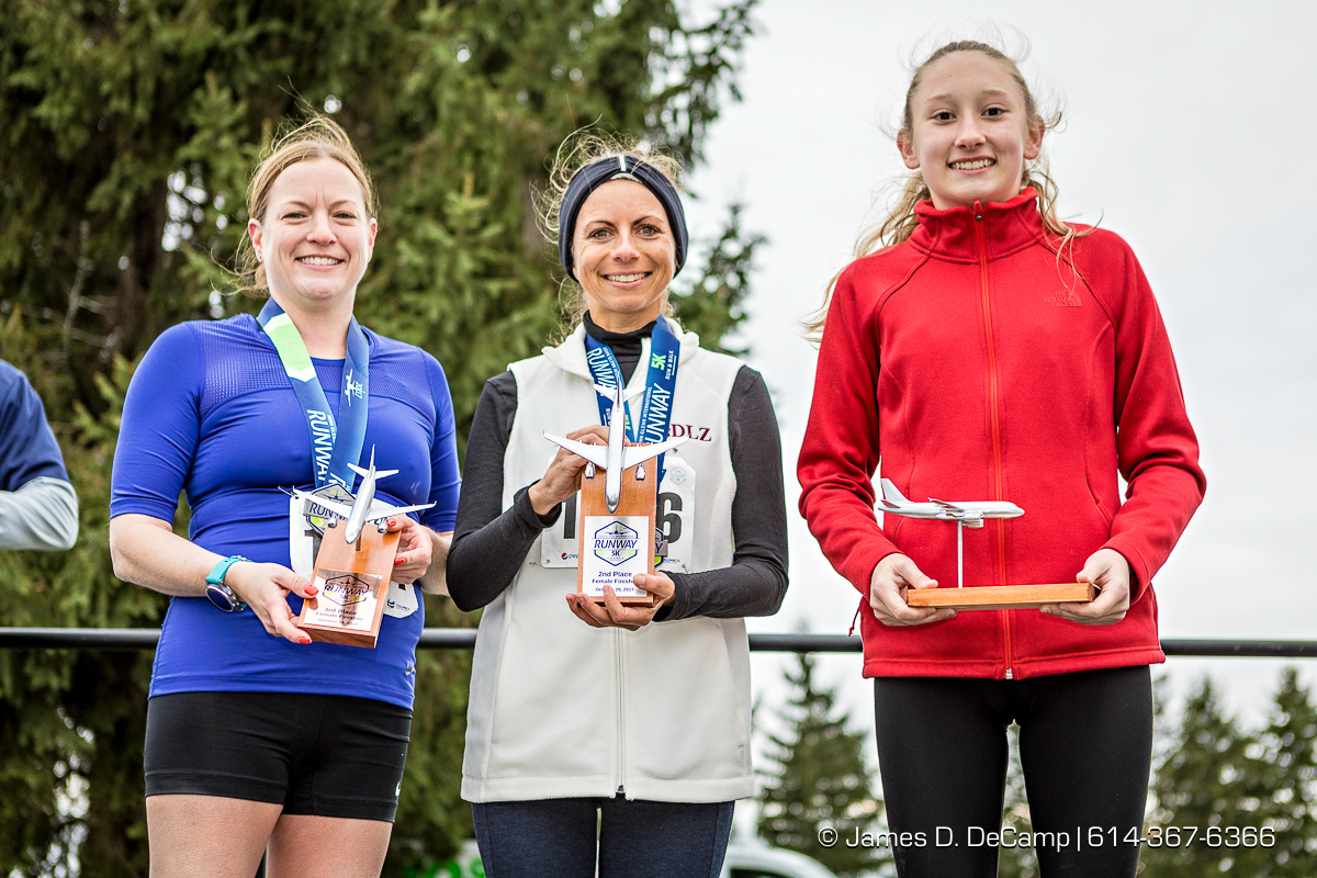 The John Glenn International Runway 5K Run & Walk photographed Sunday, October 29, 2017 at John Glenn Columbus International Airport. All proceeds were donated to Honor Flight Columbus, a nonprofit organization that provides senior veterans with a day in the nation’s capital to visit the memorials built in their honor. (© James D. DeCamp | http://JamesDeCamp.com | 614-367-6366)